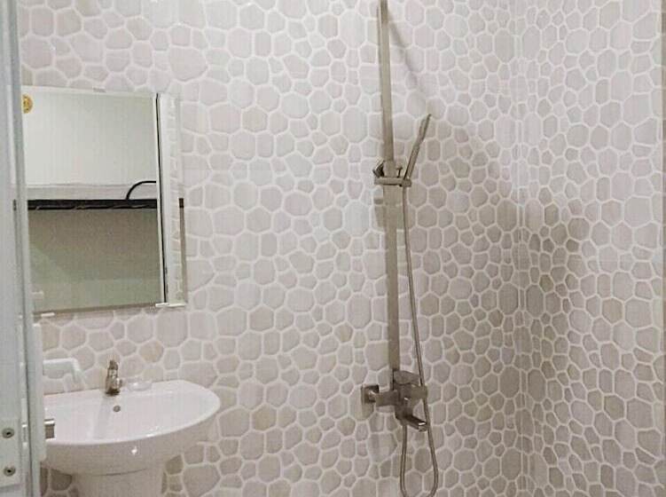 پانسیون Chichi House