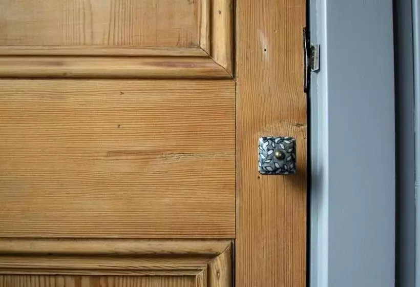 Pensió Millpool House