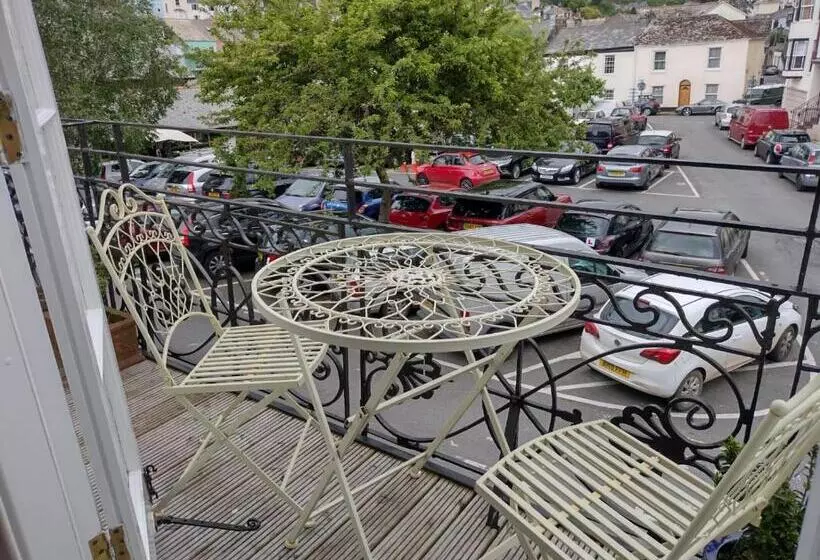 Pensió Millpool House