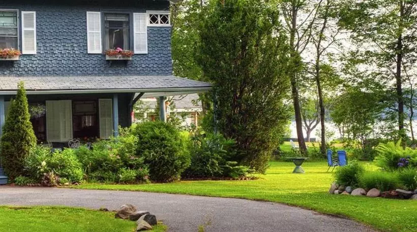 تختخواب و صبحانه The Shore Path Cottage