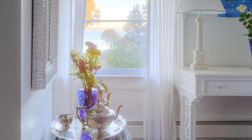 تختخواب و صبحانه The Shore Path Cottage