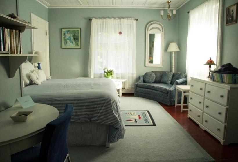 تختخواب و صبحانه The Shore Path Cottage