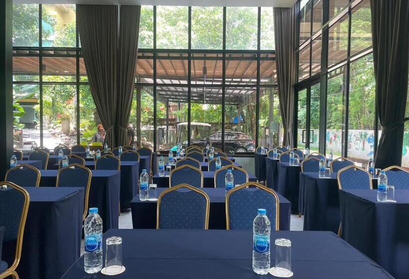 T Rex Buriram Boutique Hotel New Hotel In Buriram