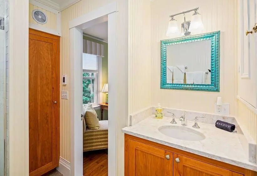 Aamiaismajoitus (B&B) Abigail's Inn