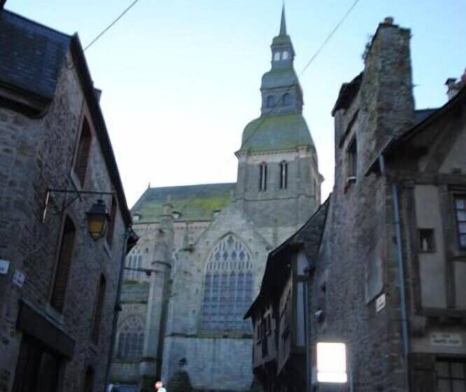 تختخواب و صبحانه Le Rempart Du Jerzual