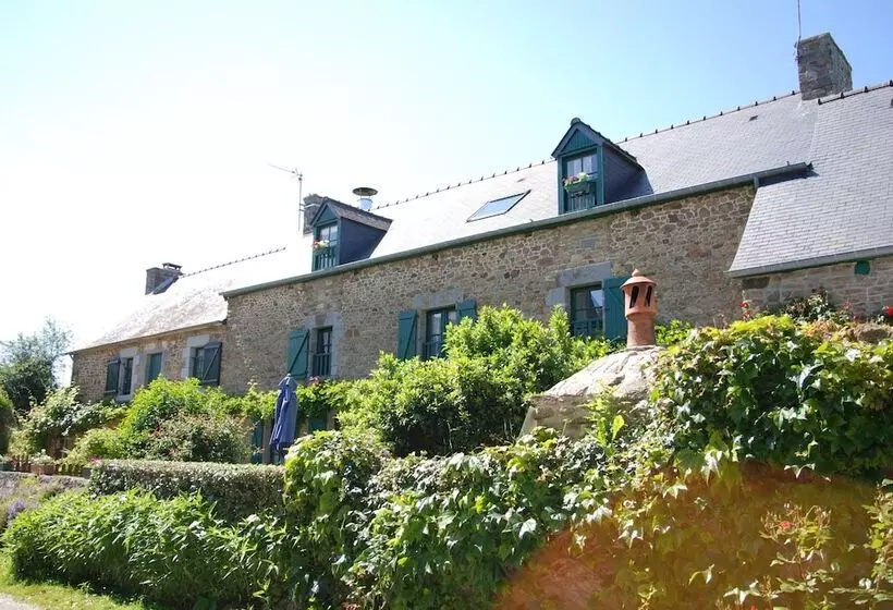 Aamiaismajoitus (B&B) Les Keriaden S Maison D Hotes