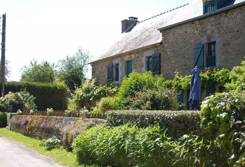 Aamiaismajoitus (B&B) Les Keriaden S Maison D Hotes