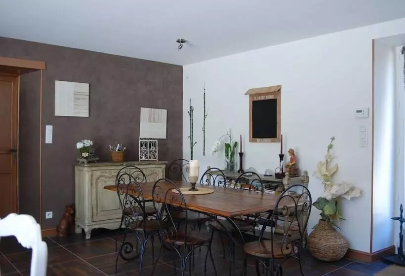 Aamiaismajoitus (B&B) Les Keriaden S Maison D Hotes
