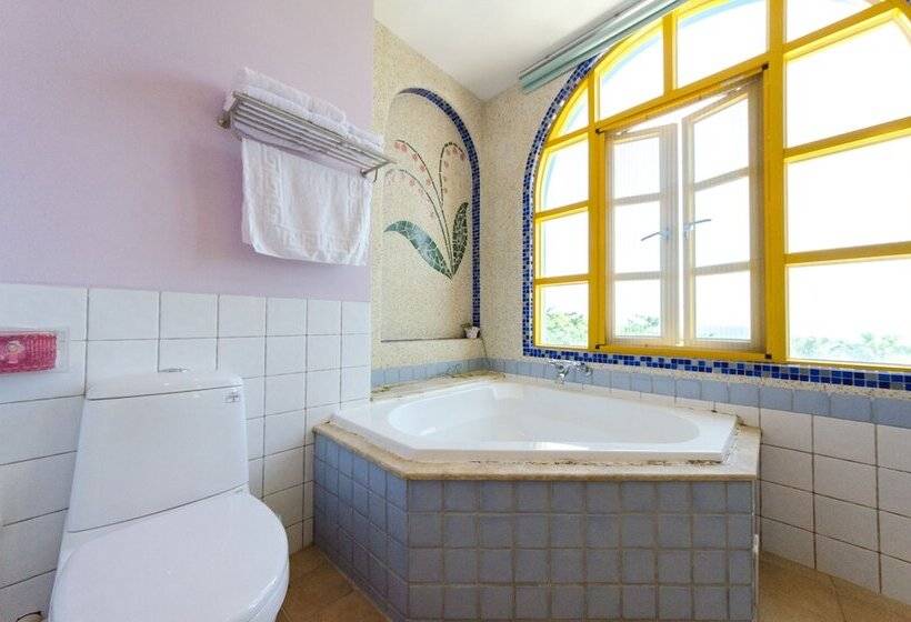 تختخواب و صبحانه Yellow Submarine