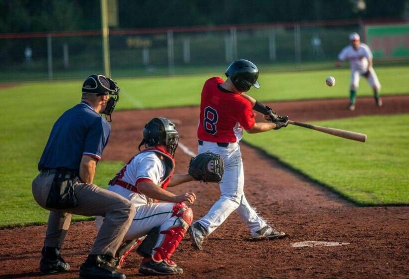 Cambria Hotel Davenport Quad Cities