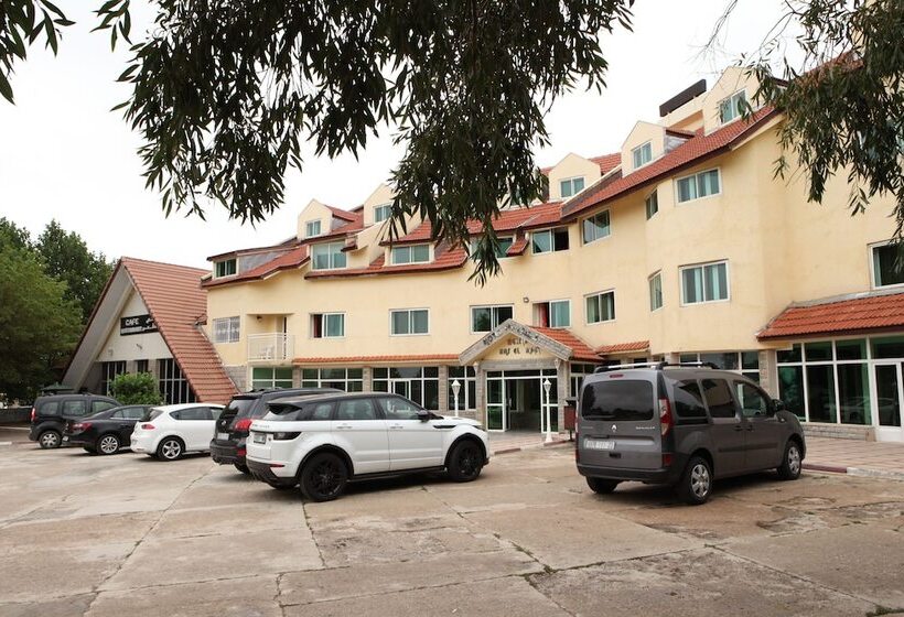 هتل Complexe Touristique Relais Ras El Maa