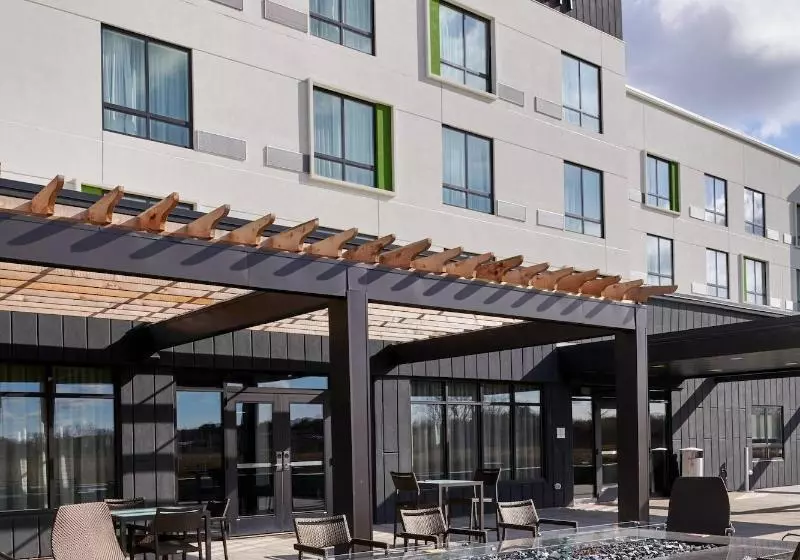 Hotelli Courtyard By Marriott Jackson
