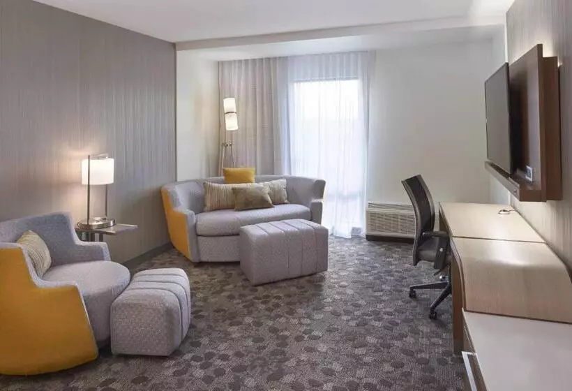 Hotelli Courtyard By Marriott Jackson