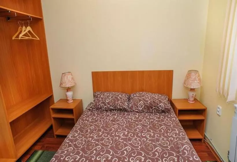 Hotel Fakel