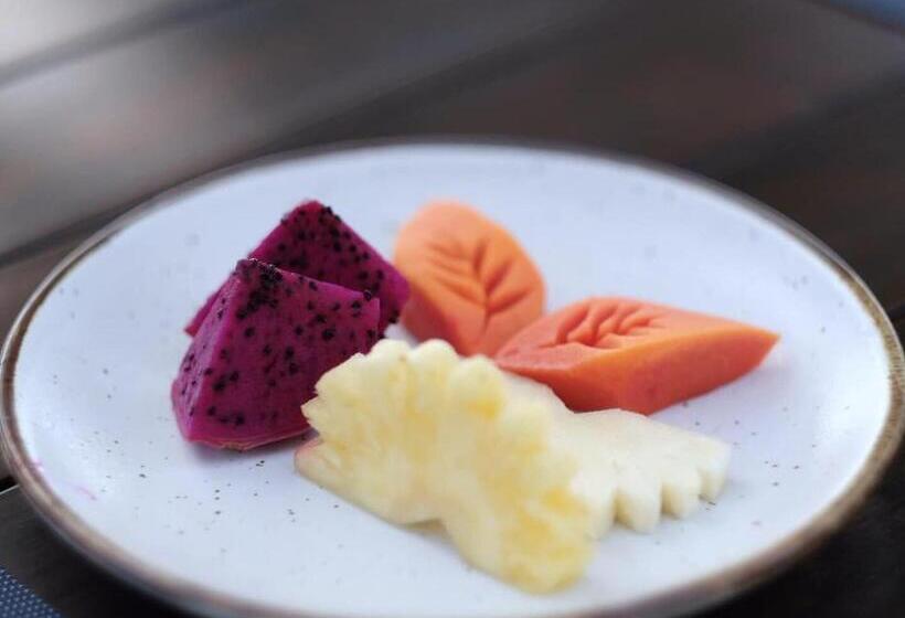 Hotel Khanom Beach Resort And Spa