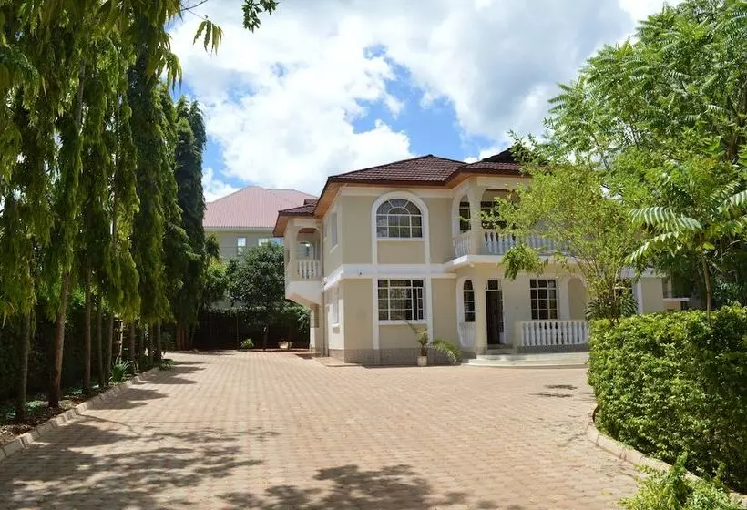 هتل Kilimanjaro Resort