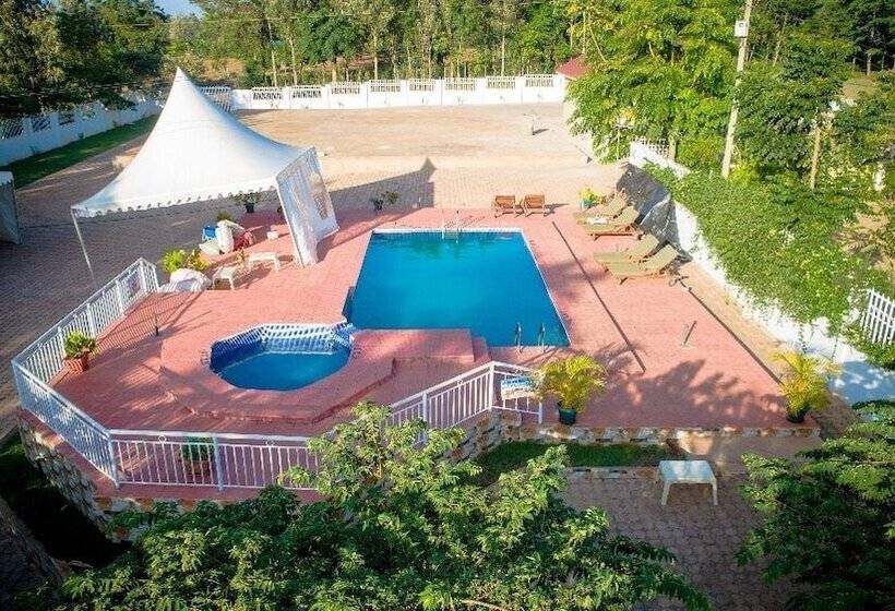 Отель Kilimanjaro Resort