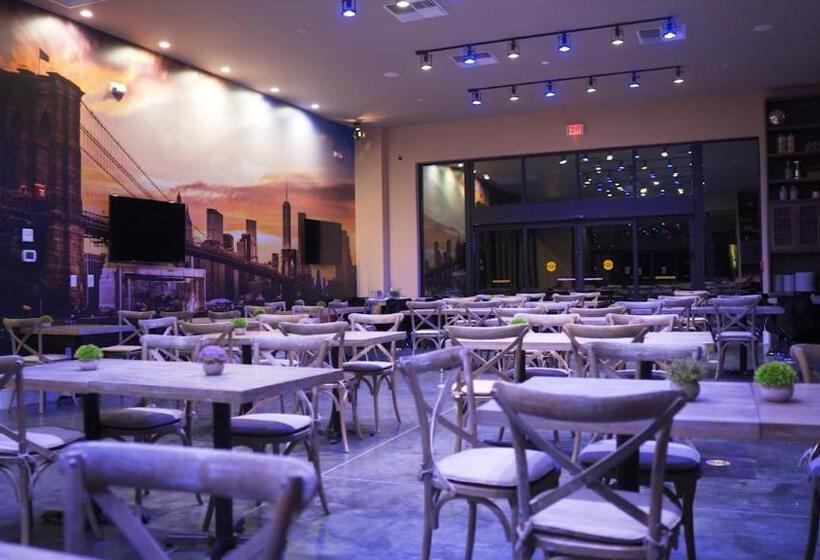 فندق Magic Village Views Trademark Collection By Wyndham