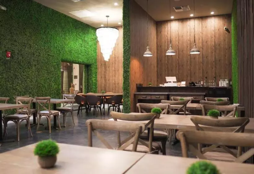 Hotelli Magic Village Views Trademark Collection By Wyndham