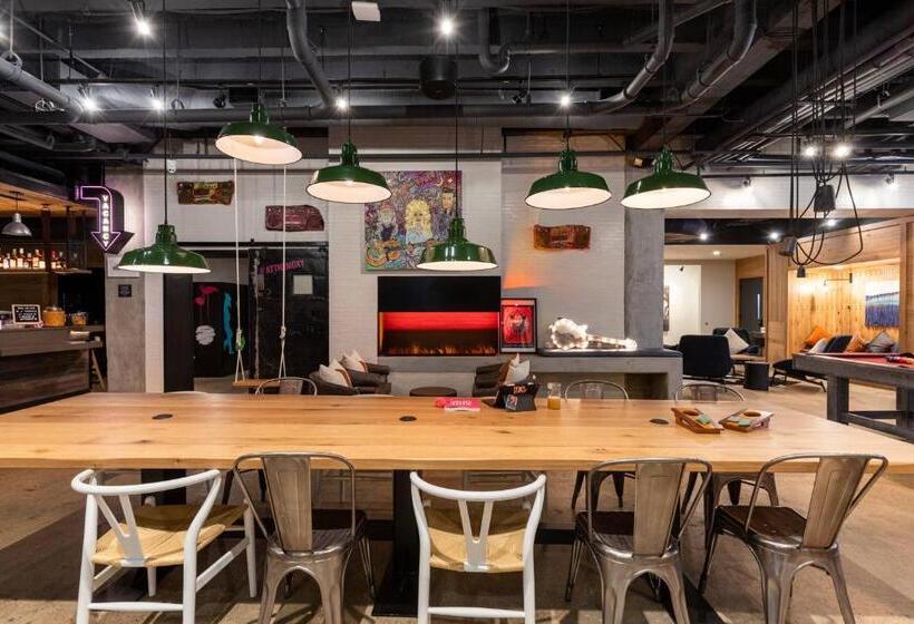هتل Moxy Nashville Downtown
