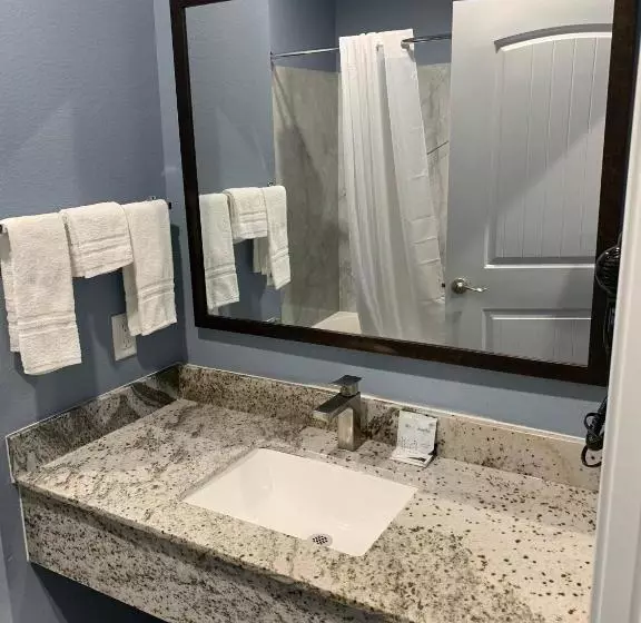 Hotelli Scottish Inns And Suites Scarsdale