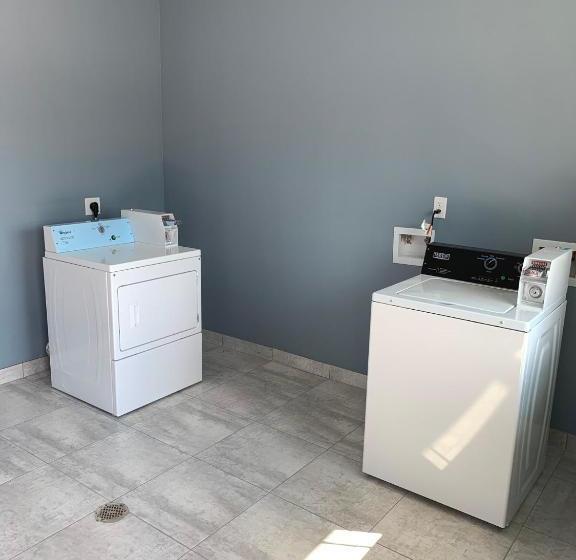 Otel Scottish Inns And Suites Scarsdale