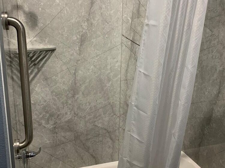 ホテル Scottish Inns And Suites Scarsdale