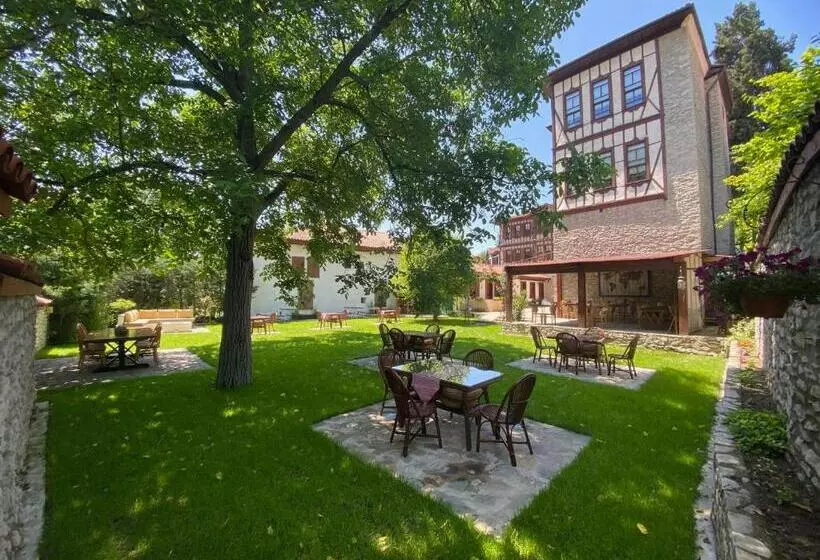 Aamiaismajoitus (B&B) Karauzumler Konagi