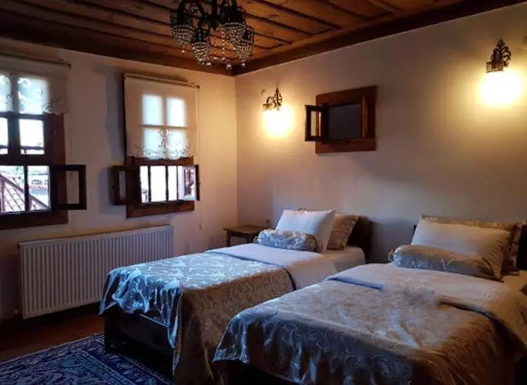 Aamiaismajoitus (B&B) Karauzumler Konagi