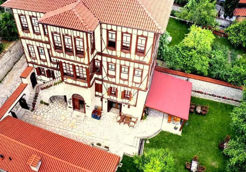 Aamiaismajoitus (B&B) Karauzumler Konagi