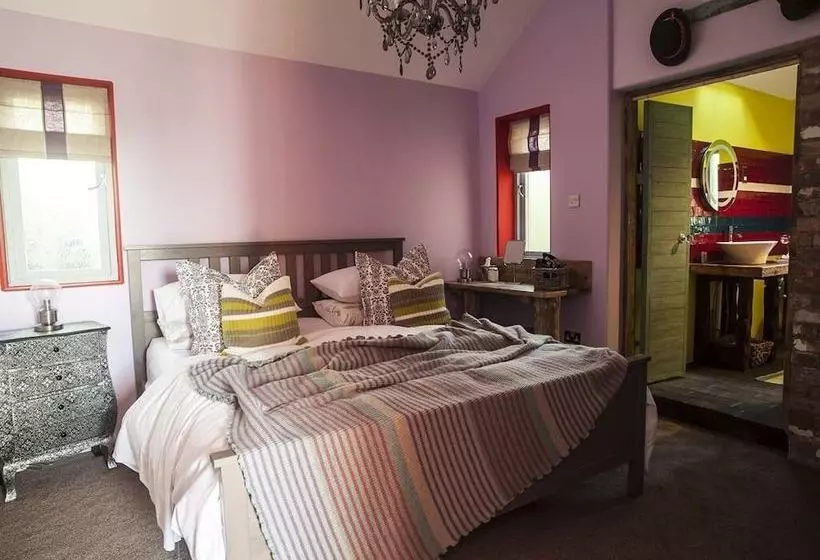 Lower Barns Boutique B&b