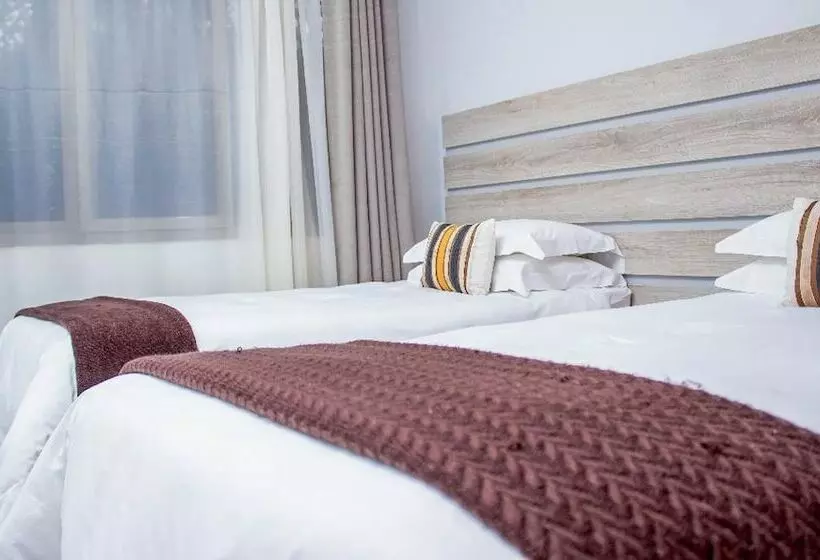 تختخواب و صبحانه Rosevilla Lodge