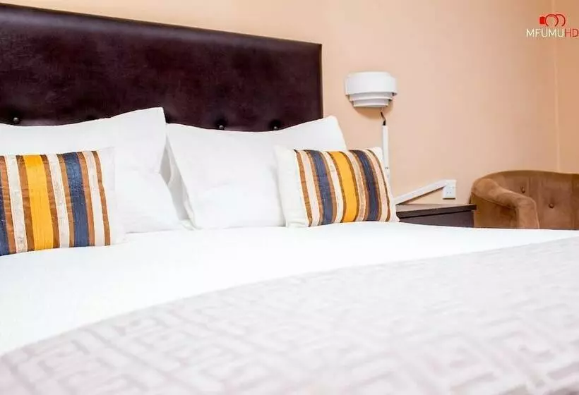 تختخواب و صبحانه Rosevilla Lodge