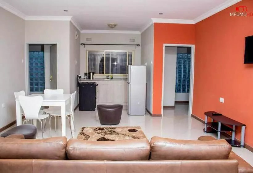 تختخواب و صبحانه Rosevilla Lodge