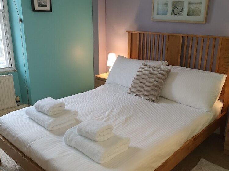 Hostal The White Hart