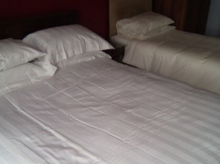 Hostal The White Hart