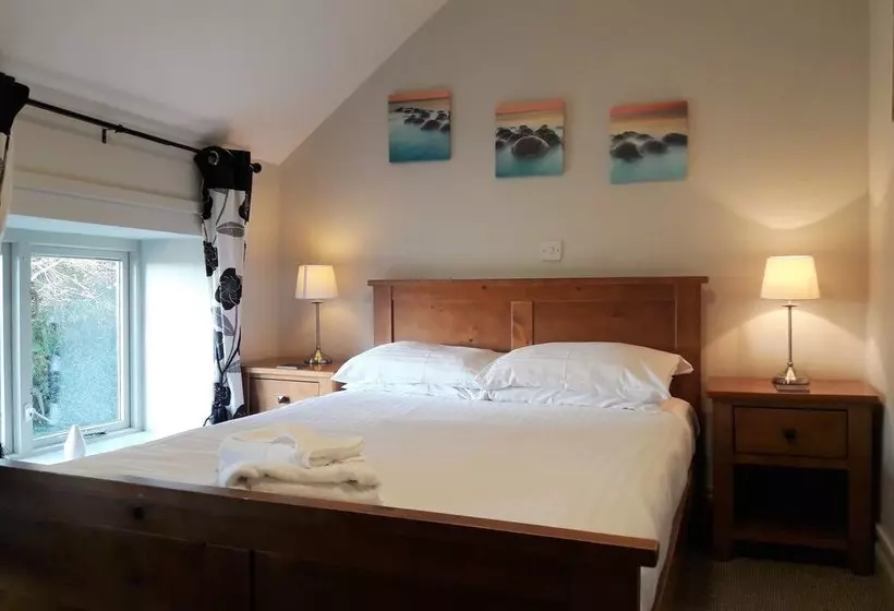 Hostelli The Farmhouse At Fincham