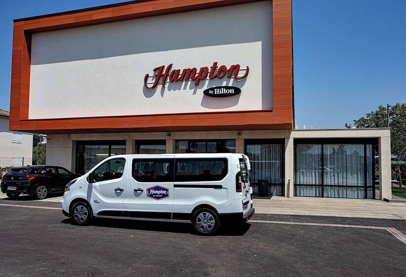 هتل Hampton By Hilton Toulouse Airport
