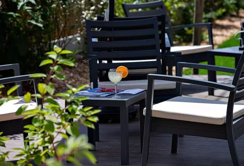 ホテル Hampton By Hilton Toulouse Airport