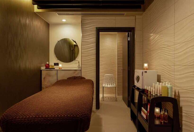 ホテル Hilton Aberdeen Teca