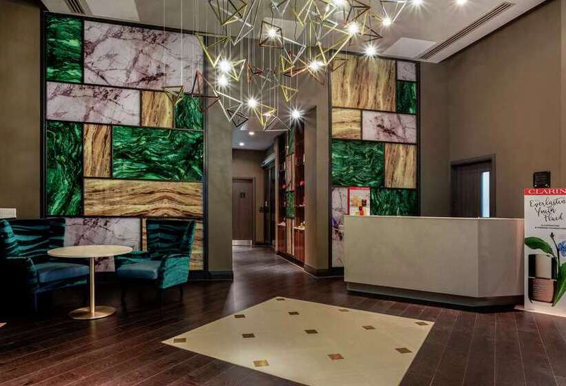 ホテル Hilton Aberdeen Teca