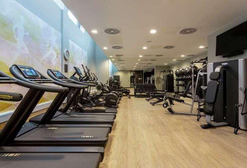 ホテル Hilton Aberdeen Teca