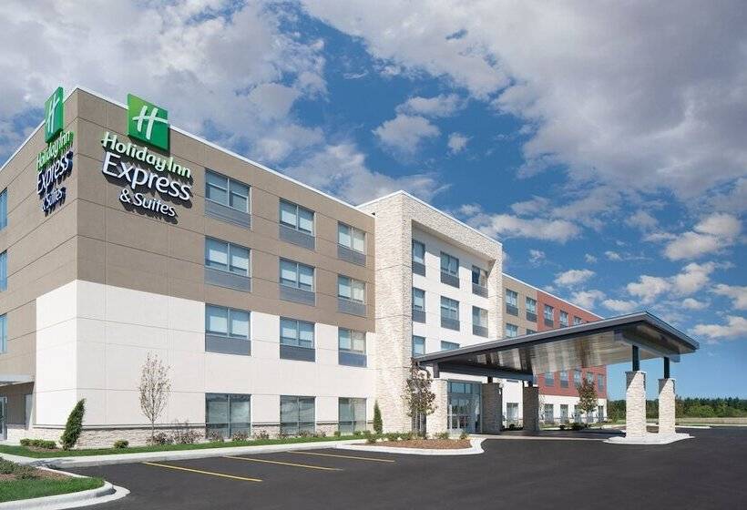 Hotel Holiday Inn Express & Suites   Elkhorn   Lake Geneva Area, An Ihg