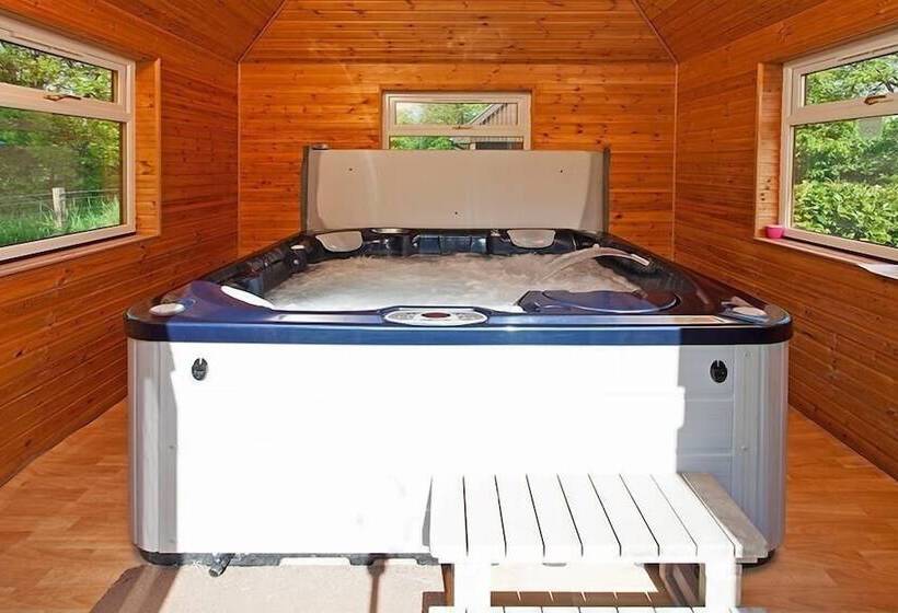 Отель La Fortuna Lodges