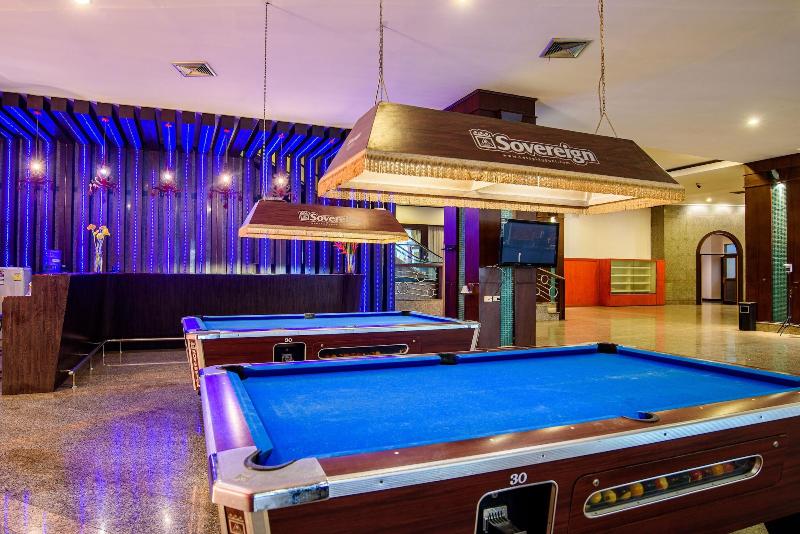 בית מלון כפרי Marine Yensabai  Pattaya