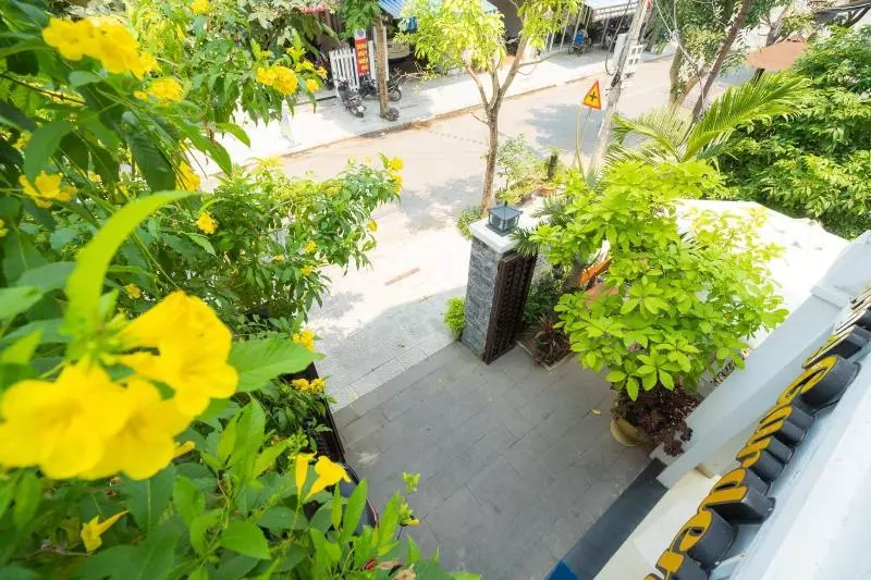 هتل Spring Garden Villa Hoi An