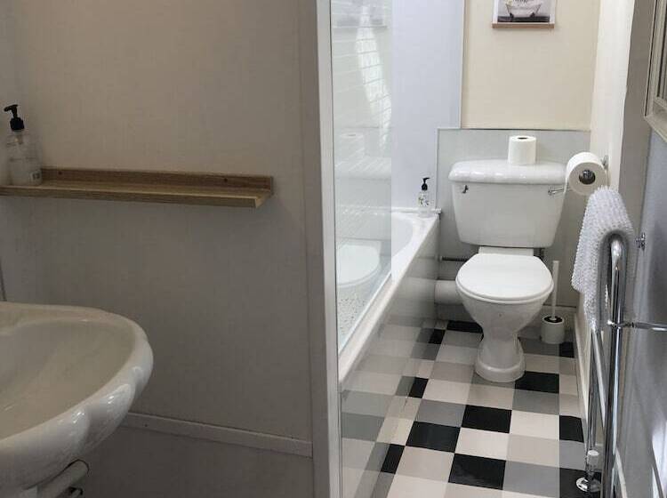 בית מלון כפרי The Millcroft