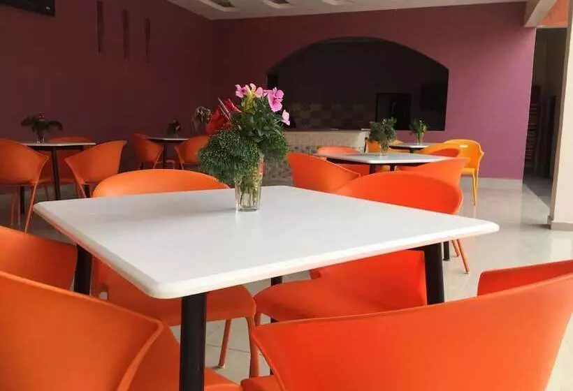 هتل Tita Tourist Resort