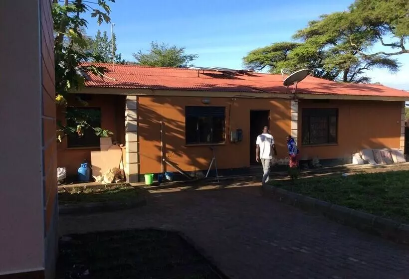 هتل Tita Tourist Resort