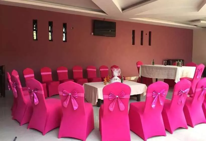 هتل Tita Tourist Resort